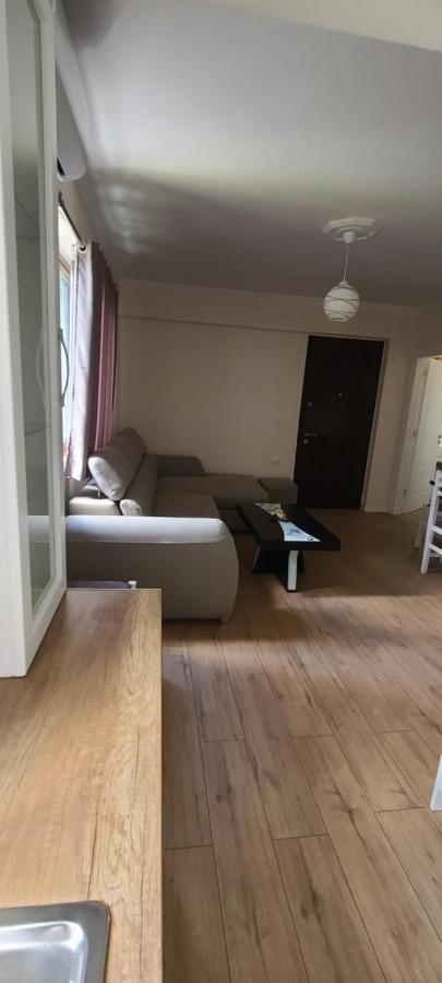 Brand New Apartment Гірокастра Екстер'єр фото