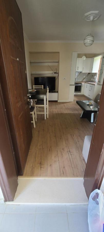 Brand New Apartment Гірокастра Екстер'єр фото